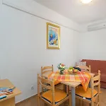 1 Bedroom Beautiful In